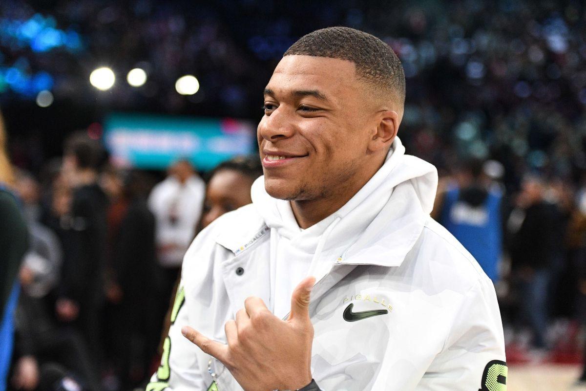 Νέα Εποχή: Εμπαπέ, ο πιο πλούσιος