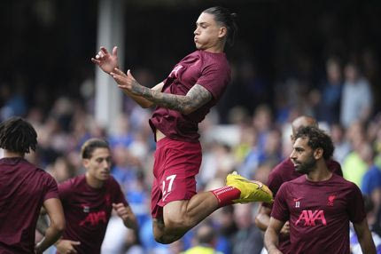 Ρεκόρ: Επιπέδου… Μπολτ τα σπριντ του Νούνιες της Λίβερπουλ