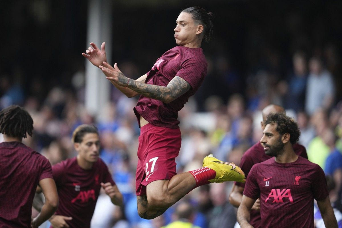 Ρεκόρ: Επιπέδου… Μπολτ τα σπριντ του Νούνιες της Λίβερπουλ