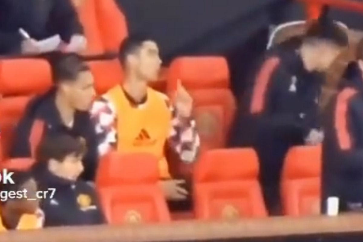 Ρονάλντο: Το βίντεο ντοκουμέντο του “όχι” στον Τεν Χαχ κουνώνοντας το δάχτυλο