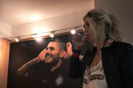 Γουάντα Νάρα: Προκάλεσε αντιδράσεις στο κλιπ του φερόμενου συντρόφου της