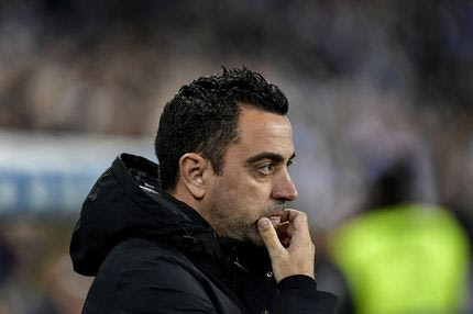 Μπαρτσελόνα: Τσέλσι και Νιούκαστλ “μάχονται” για βασικό παίκτη του Τσάβι