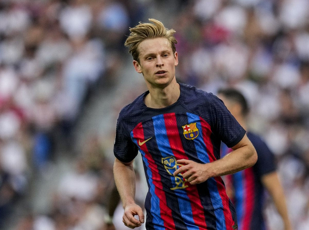 Μπαρτσελόνα: Αγγλική ομάδα ετοιμάζει πρόταση για τον Ντε Γιονγκ, δεν είναι η Γιουνάιτεντ