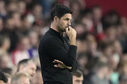 Η αντιπολίτευση του… πεζοδρομίου ζητά την απόλυση του Αρτέτα