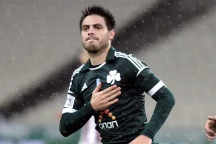 Οργιάζει ο 37χρονος Μπρούνο Φορναρόλι που βάζει το ένα γκολ μετά από το άλλο