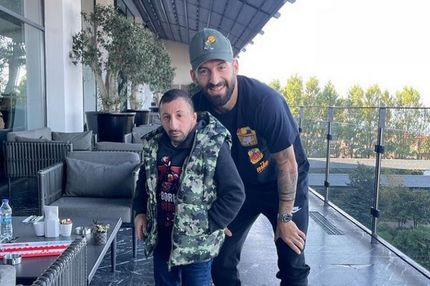 Μανώλης Σιώπης, η απόλυτη συνάντηση με τον πιο “ζόρικο” Τούρκο ινφλουένσερ