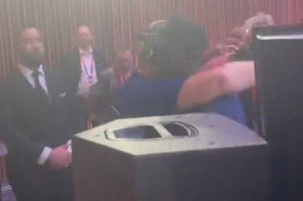 Μουντιάλ 2022: Θεός Φαν Χάαλ, το εκπληκτικό που έκανε σε δημοσιογράφο και καταχειροκροτήθηκε