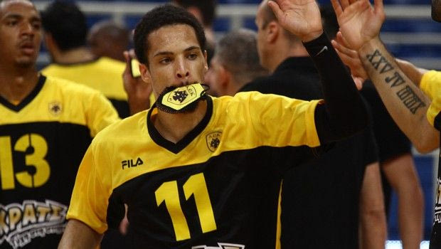 Με σούπερ Ντίξον στην 4άδα η ΑΕΚ