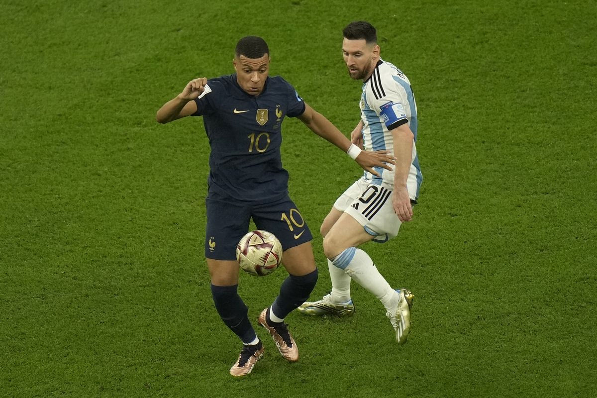 Δύσκολο να το πιστέψεις αλλά Μέσι και Εμπαπέ πληρώνουν τους Καταριανούς της Παρί