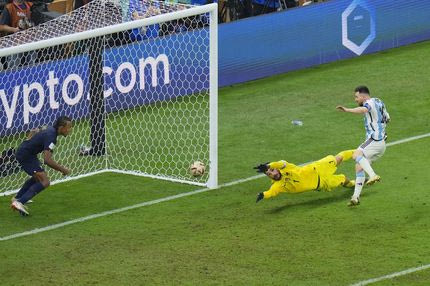 Μουντιάλ 2022: Μήπως δεν έπρεπε να μετρήσει το τρίτο γκολ της Αργεντινής;