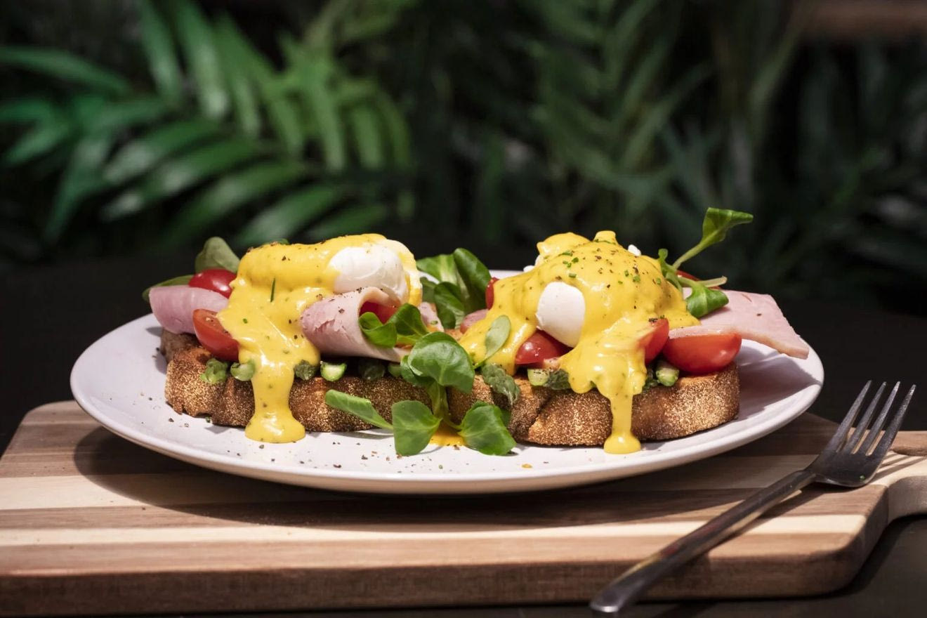 Η πιο εύκολη συνταγή για Brunch: Αυγά ποσέ με σάλτσα bearnaise