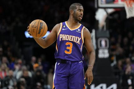 Ο Γουέστ πριν τον χαιρετίσει το Twitter υποστήριξε πως έπιασε την Καρντάσιαν με τον Πολ