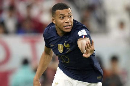 Εμπαπέ: Απάντησε για τα πυγμαχικά ” trash talking” με τον Μέσι