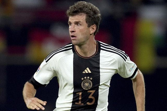 Η απροσδόκητα άσημη ομάδα στην οποία υπογράφει ο Μίλερ