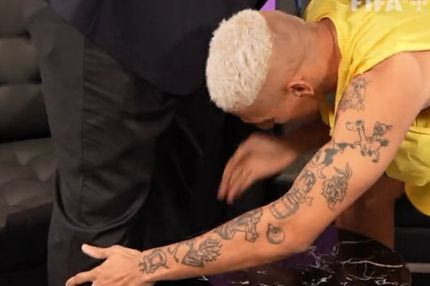 Μουντιάλ 2022: Ο Ριτσάρλισον προσκύνησε τα πόδια του Ρονάλντο