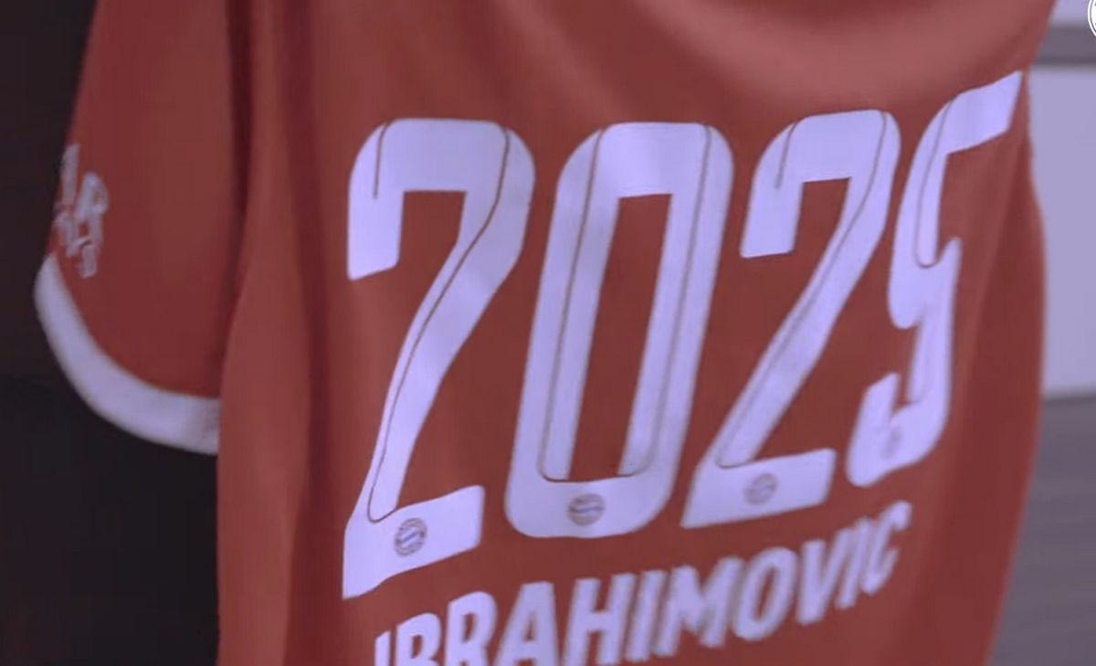 Ο Ιμπραχίμοβιτς υπέγραψε νέα συμφωνία με την Μπάγερν