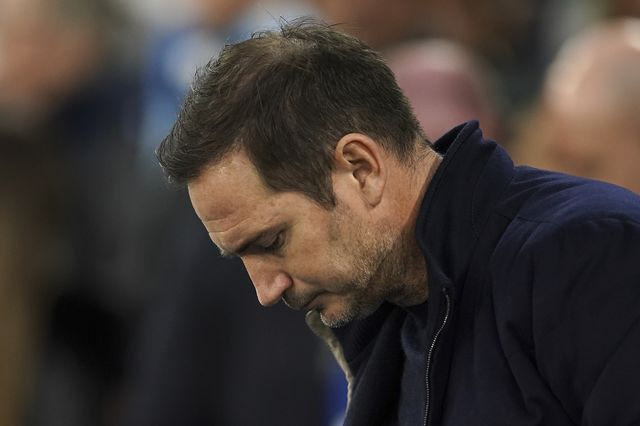 Λάμπαρντ: Φοβερό! Πίσω από τον πάγκο δεν μπορεί να πετύχει… τρίποντο