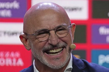 Χωρίς Μέσι, Εμπαπέ, Μπενζεμά: Αυτή την τριάδα έδωσε ο προπονητή της Ισπανίας στα βραβεία της FIFA