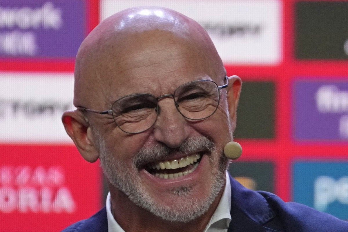 Χωρίς Μέσι, Εμπαπέ, Μπενζεμά: Αυτή την τριάδα έδωσε ο προπονητή της Ισπανίας στα βραβεία της FIFA