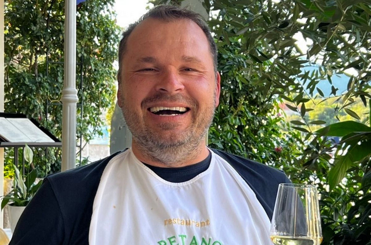 Διέλυσε με τέσσερα γκολ την Λίβερπουλ και τώρα έχει καφετέρια και παίζει κιθάρα σε μπάντα