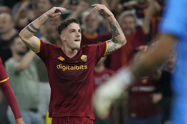 Μεγάλο αστέρι της Γαλατά άνοιξε την πόρτα στη Γιουβέντους