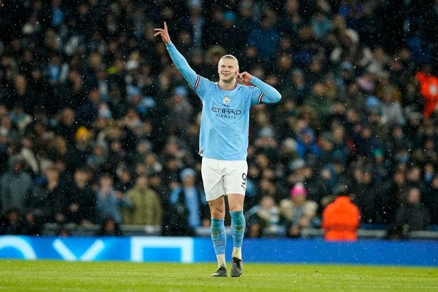 Μυθικό! Στόπερ δήλωσε πως ο Χάλαντ τον τσιμπάει αλλά του αρέσει