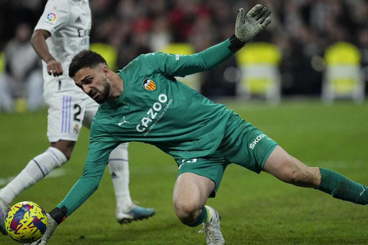 Η Βαλένθια χάνει το δικό της “Κβαρατσχέλια”, το… κτήνος βλέπει Τσέλσι, Τότεναμ, Λέστερ