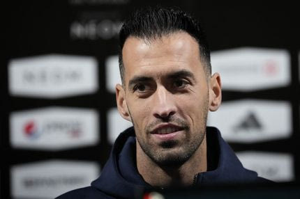 Tο ποδόσφαιρο χάνει τη σιωπηλή του ιδιοφυΐα, πότε ο Μπουσκέτς κρεμά τα παπούτσια του