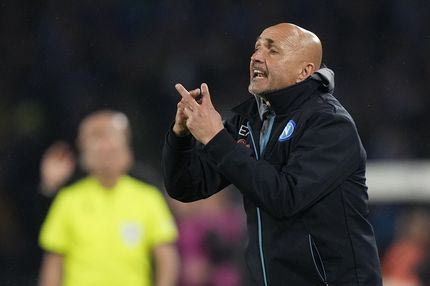 Νάπολι: Ο Σπαλέτι ακολουθεί τον Κβαρατσχέλια και συνεχίζει το έργο του