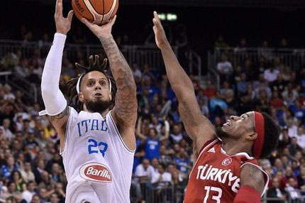 VIDEO: Άσχημη πτώση για τον Χάκετ