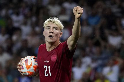 Το μπρά ντε φερ των Νάπολι και Γιουβέντους για ταλέντο που βρήκε τοίχο στην Premier League