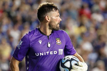 Αποσύρθηκε, επέστρεψε, δέχτηκε 13 γκολ σε 4 ματς και είπε ξανά “αντίο”