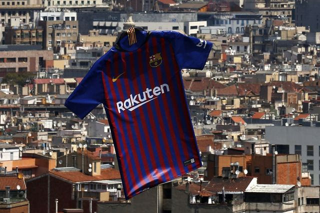 Η Μπαρτσελόνα καταργεί το λευκό και τη σεζόν 2024-25 αυτή θα είναι η νέα της δεύτερη φανέλα