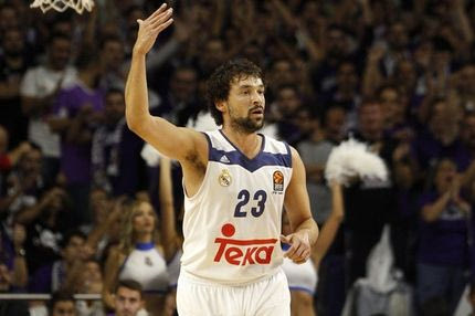 Ο Γιουλ μας κάνει πλάκα με αυτό το σουτ!