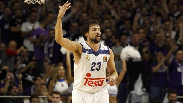 Ο Γιουλ μας κάνει πλάκα με αυτό το σουτ!