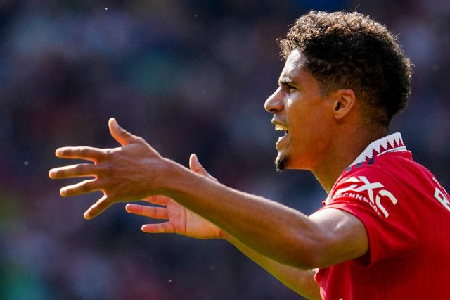 Η Γιουνάιτεντ έβαλε πωλητήριο στον Βαράν, ποια ομάδα έχει κυκλώσει την περίπτωσή του