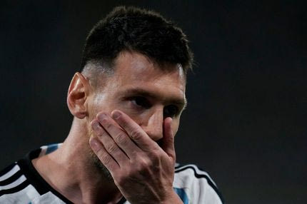 Αργεντινή: Η Ουρουγουάη έβαλε στοπ στην παρέα του Μέσι και “χάλασε” τρία μεγάλα σερί