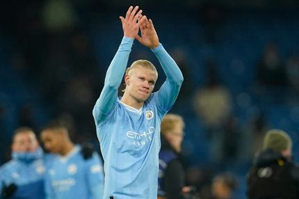 Ο Χάλαντ ευχήθηκε “Καλά Χριστούγεννα” με τον πιο Champions League τρόπο