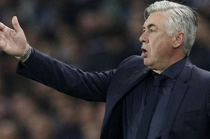 Την κόντρα Ντε Λαουρέντις-οπαδών την πληρώνει ο… Αντσελότι!