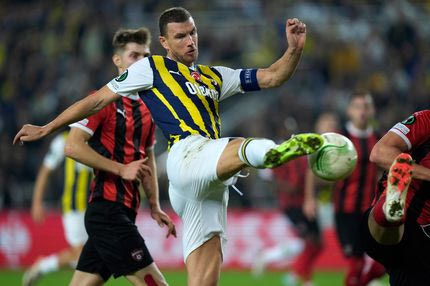 Ο Μπονούτσι μετακομίζει Τουρκία με την βοήθεια του…Τζέκο