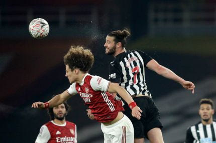 Παλιά δεν είχε στον ήλιο μοίρα και τώρα απολύει προπονητή επειδή κοιτά μόνο Champions League