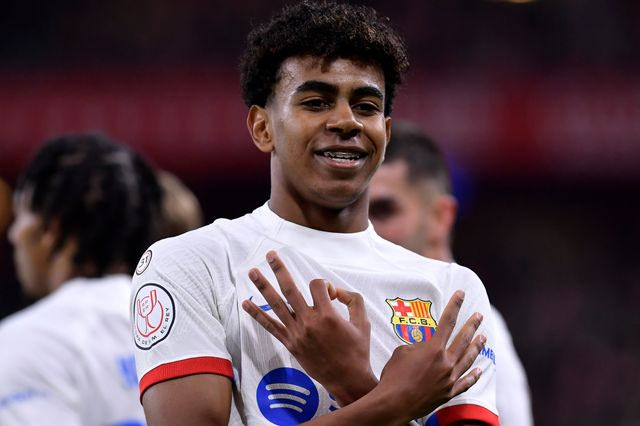 Ετοιμάζει νέο συμβόλαιο σε Γιαμάλ η Μπαρτσελόνα