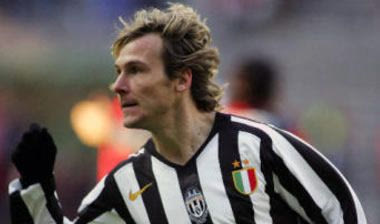 Νέντβεντ: “Δεν είδα την ήττα της Ιντερ γιατί κοιμόμουν”