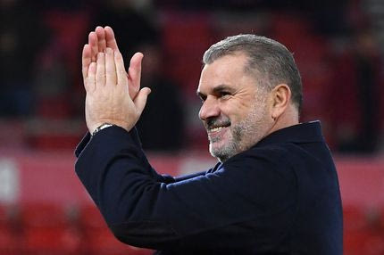 Ο Ποστέκογλου έδωσε μυθική απάντηση σε ερώτηση για μεταγραφή των 100 εκατομμυρίων