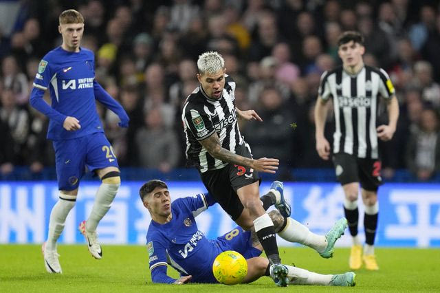 Ποιος θα δώσει πρώτος τα 113.000.000 ευρώ; Έξι ομάδες διεκδικούν τον Βραζιλιάνο παικταρά