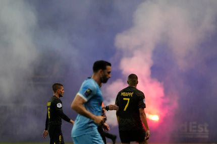 Το εγχείρημα των ιδιοκτητών της Μάντσεστερ Σίτι απέτυχε παταγωδώς, επεισόδια στον αγώνα και άγγιξε τον υποβιβασμό η γαλλική ομάδα τους