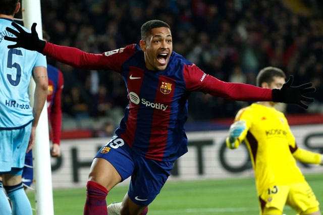 Ο Τσάβι είναι προπονητής, δεν υπόκειται στον έλεγχο των μάνατζερς, στον αέρα το μέλλον του παίκτη