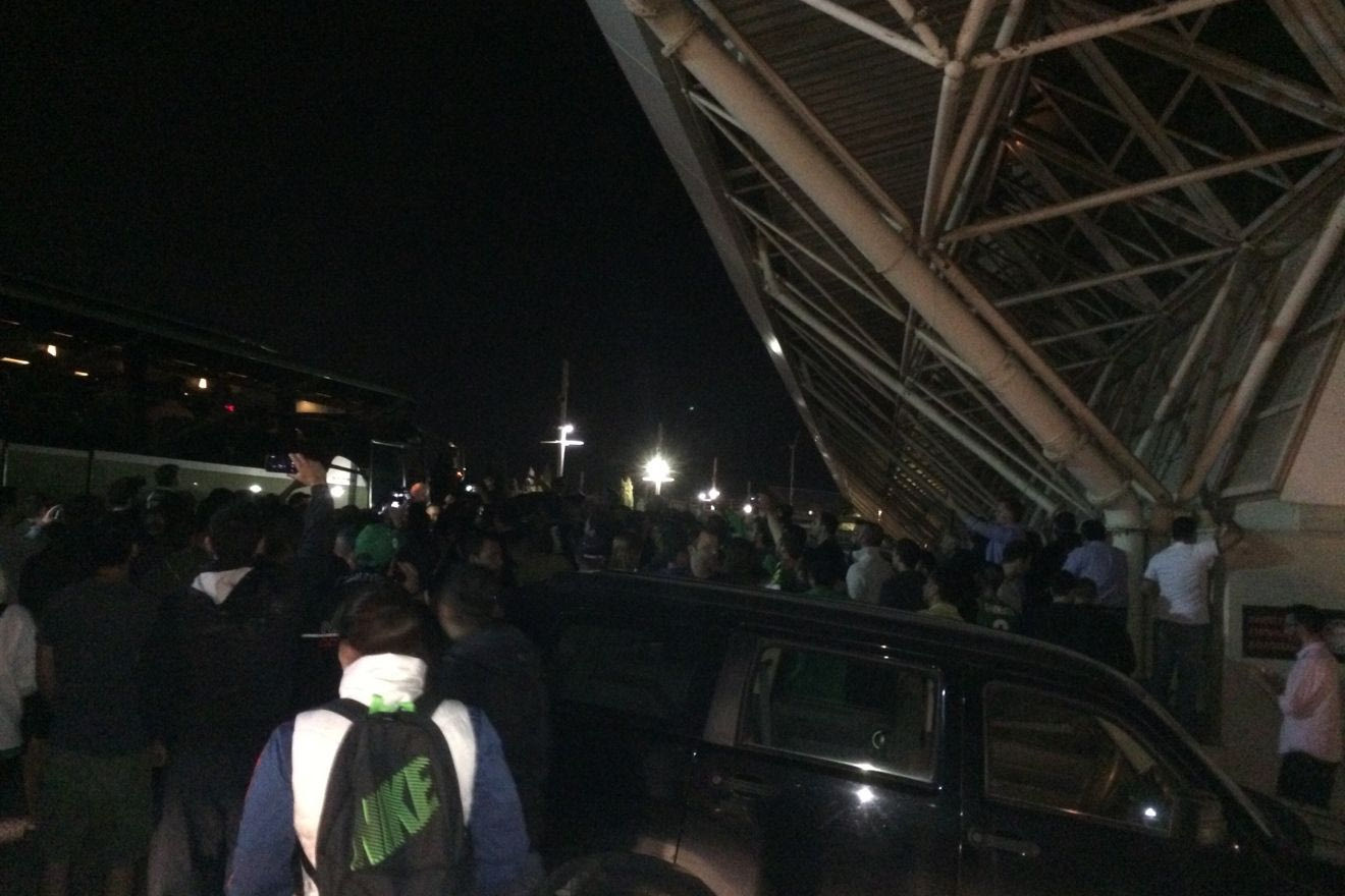 VIDEOS: Αποθέωση στο ΟΑΚΑ για τους θριαμβευτές του ΣΕΦ