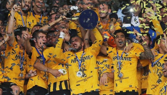 H Σεβίλλη κράτησε ζωντανές τις ελπίδες της ΑΕΚ