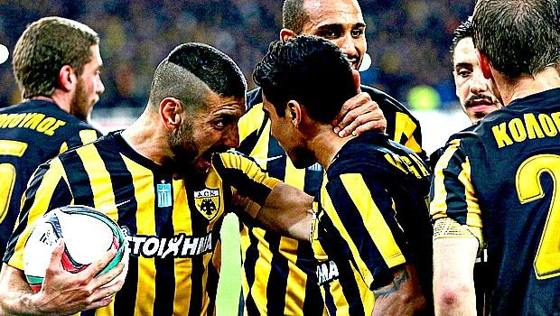 Από τη μία δόξα κι από την άλλη ξυράφι